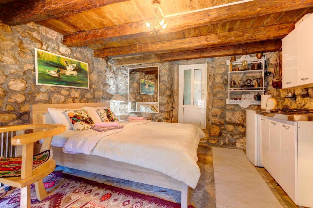 Holiday Home Pavle Риека-Црноевича Экстерьер фото