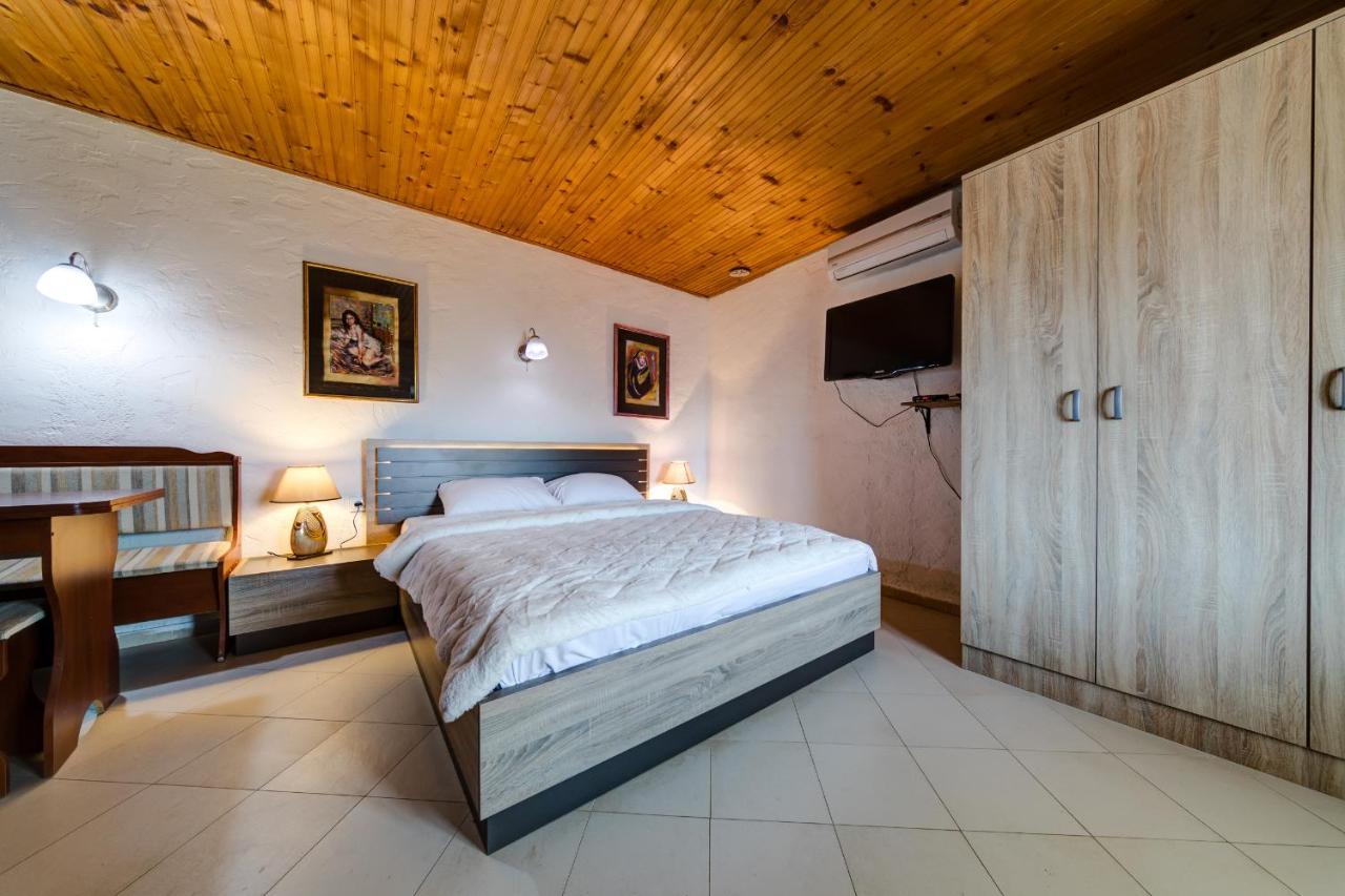 Holiday Home Pavle Риека-Црноевича Экстерьер фото